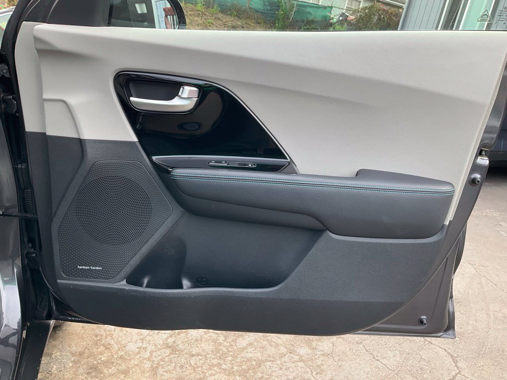Used 2019 Kia Niro EX Premium w/ Sunroof Package FWD image 66