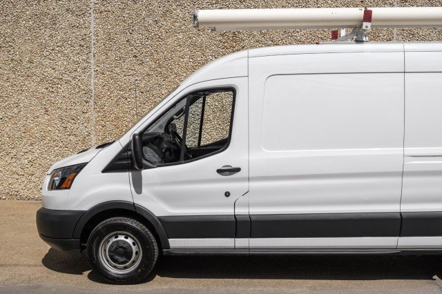 Used 2018 Ford Transit 250 148 Medium Roof RWD image 12
