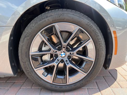 Used 2025 BMW i4 eDrive40 w/ Parking Assistance Package RWD image 13