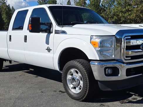 Used 2015 Ford F250 XLT w/ XLT Value Package image 4