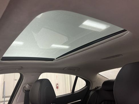 Used 2019 Genesis G70 3.3T Advanced w/ Prestige Package image 19