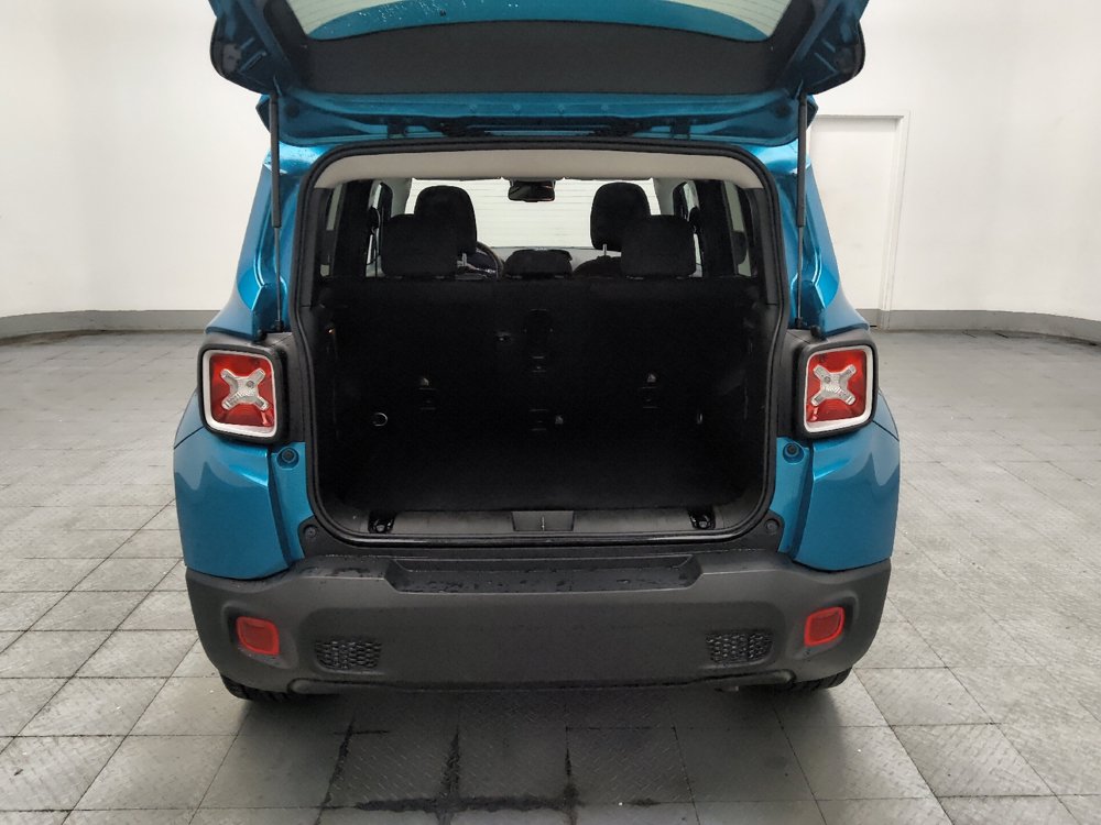 Used 2021 Jeep Renegade Latitude AWD/4WD image 29