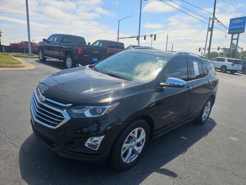 Used 2020 Chevrolet Equinox Premier FWD image 4