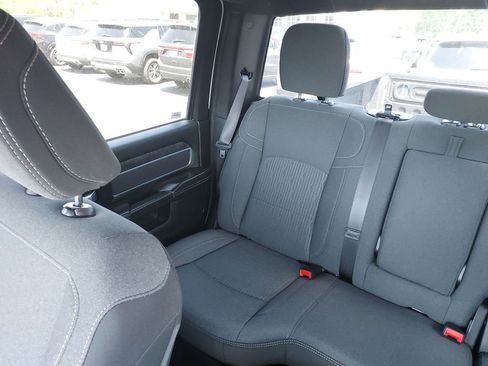Used 2024 RAM 2500 Big Horn w/ Sport Appearance Package AWD/4WD image 12