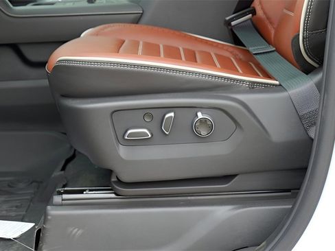 New 2026 GMC Sierra 3500 Denali Ultimate image 21