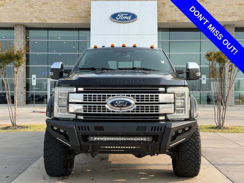 Used 2017 Ford F350 Platinum w/ Platinum Ultimate Package AWD/4WD image 2