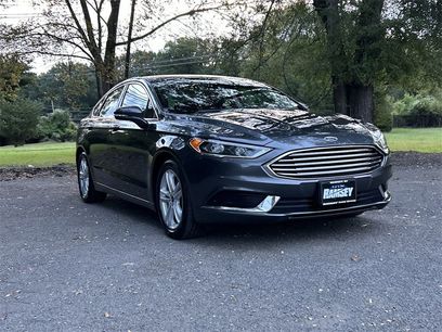 Used 2018 Ford Fusion SE w/ Fusion SE Technology Package