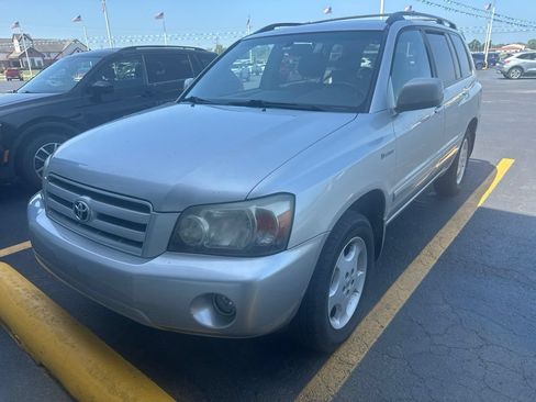 Used 2005 Toyota Highlander Limited AWD/4WD image 1