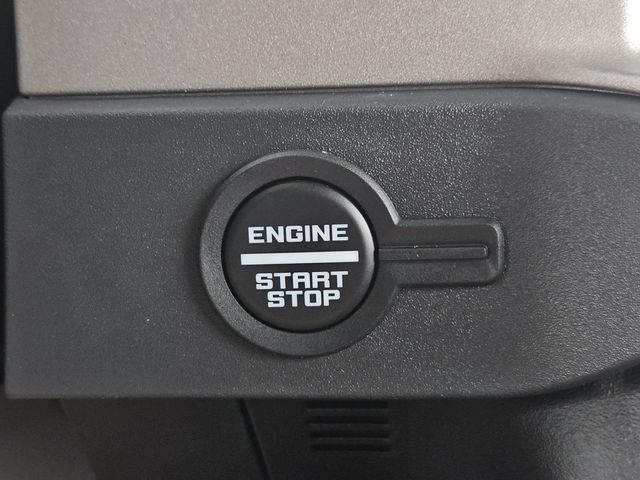 New 2026 Ford Bronco Outer Banks w/ Sasquatch Package AWD/4WD image 14