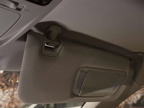 Used 2016 Subaru Legacy 2.5i Limited image 28