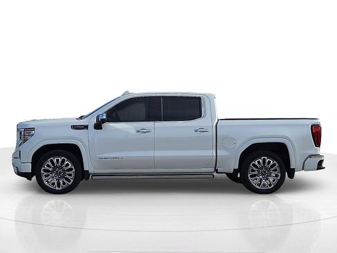 Used 2024 GMC Sierra 1500 Denali Ultimate image 3
