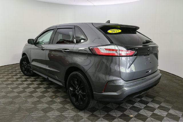 Used 2023 Ford Edge SE w/ Black Appearance Package AWD/4WD image 7