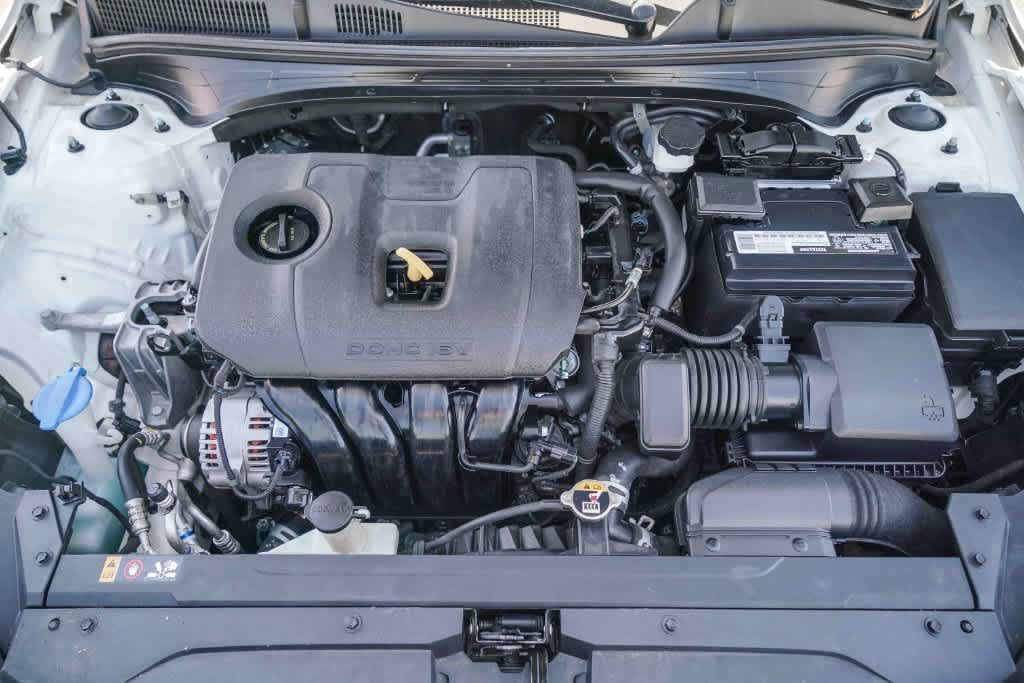 Used 2020 Kia Forte LXS FWD image 26