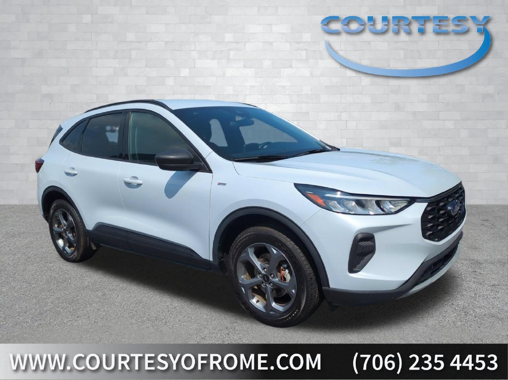 Certified 2025 Ford Escape ST-Line AWD/4WD image 1