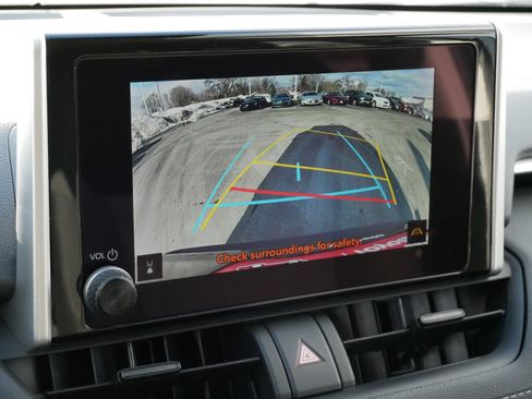 Certified 2025 Toyota RAV4 XLE w/ Convenience Package image 29