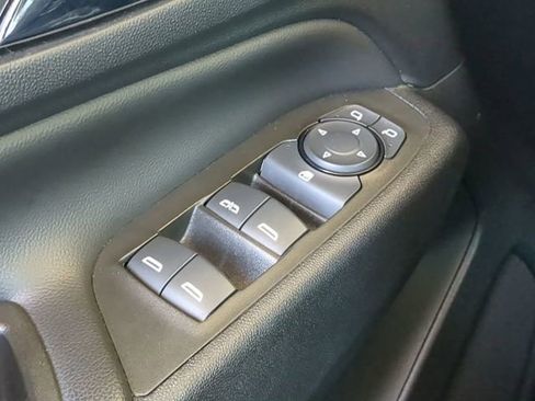 Used 2023 Chevrolet Equinox LT FWD image 27