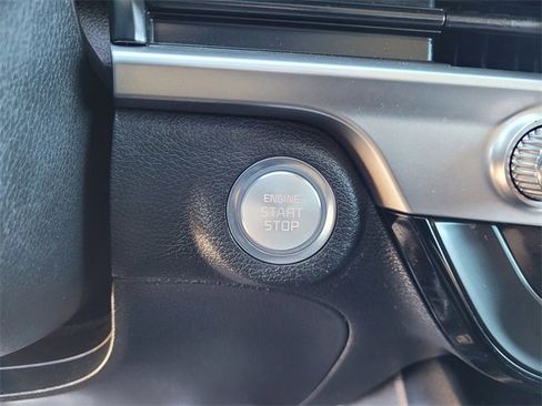 Used 2024 Kia Telluride LX image 16