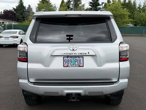 Used 2022 Toyota 4Runner SR5 Premium AWD/4WD image 8