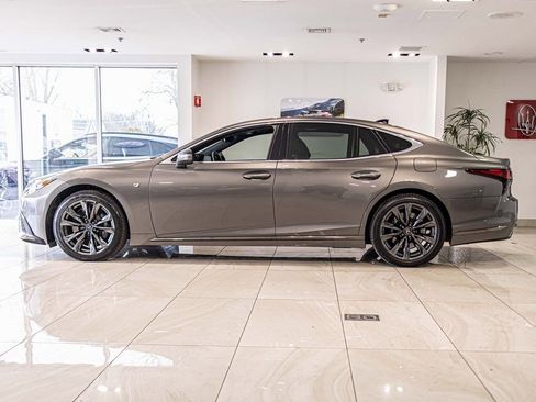 Used 2022 Lexus LS 500 F Sport w/ Accessory Package (Z1) image 7