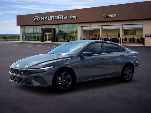 New 2026 Hyundai Elantra SEL Sport Premium FWD image 2