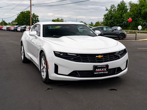 Used 2023 Chevrolet Camaro LT RWD image 2