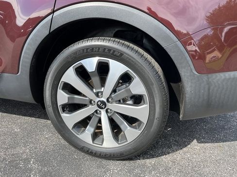 Used 2020 Kia Telluride S AWD/4WD image 12