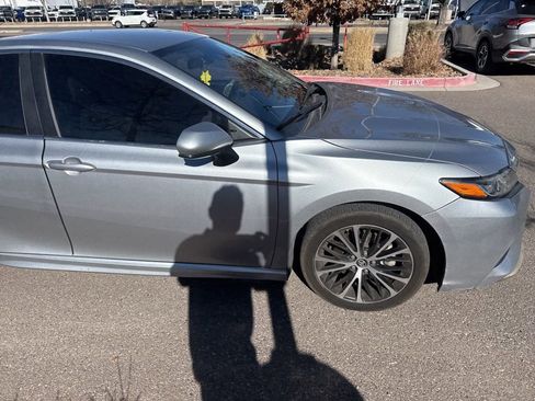 Used 2018 Toyota Camry L image 38