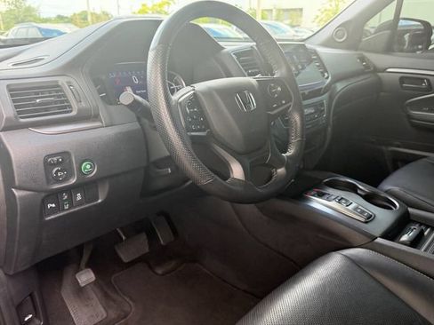 Used 2023 Honda Passport EX-L image 11