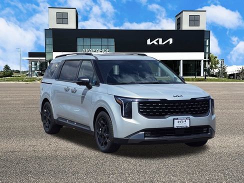 New 2026 Kia Carnival SX Prestige FWD image 2