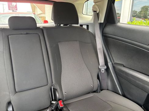 Used 2025 Kia Sportage LX AWD/4WD image 36