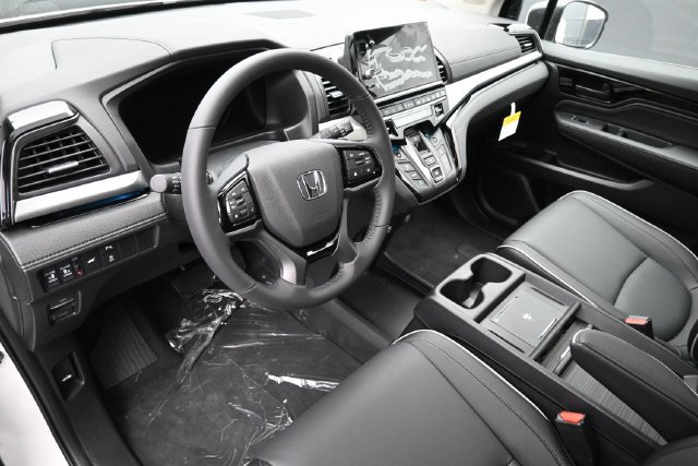 New 2027 Honda Odyssey Touring image 17