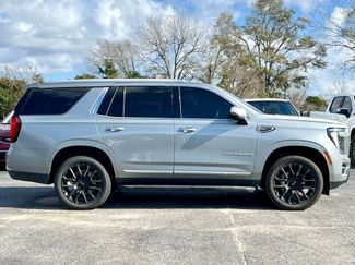 Used 2025 GMC Yukon Elevation w/ LPO, Elevation Black Package video 2