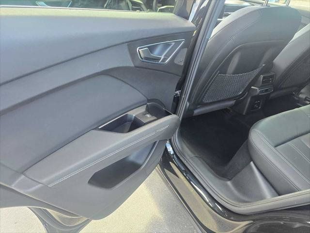 Used 2023 Audi Q4 e-tron Premium Plus w/ Premium Plus RWD image 18