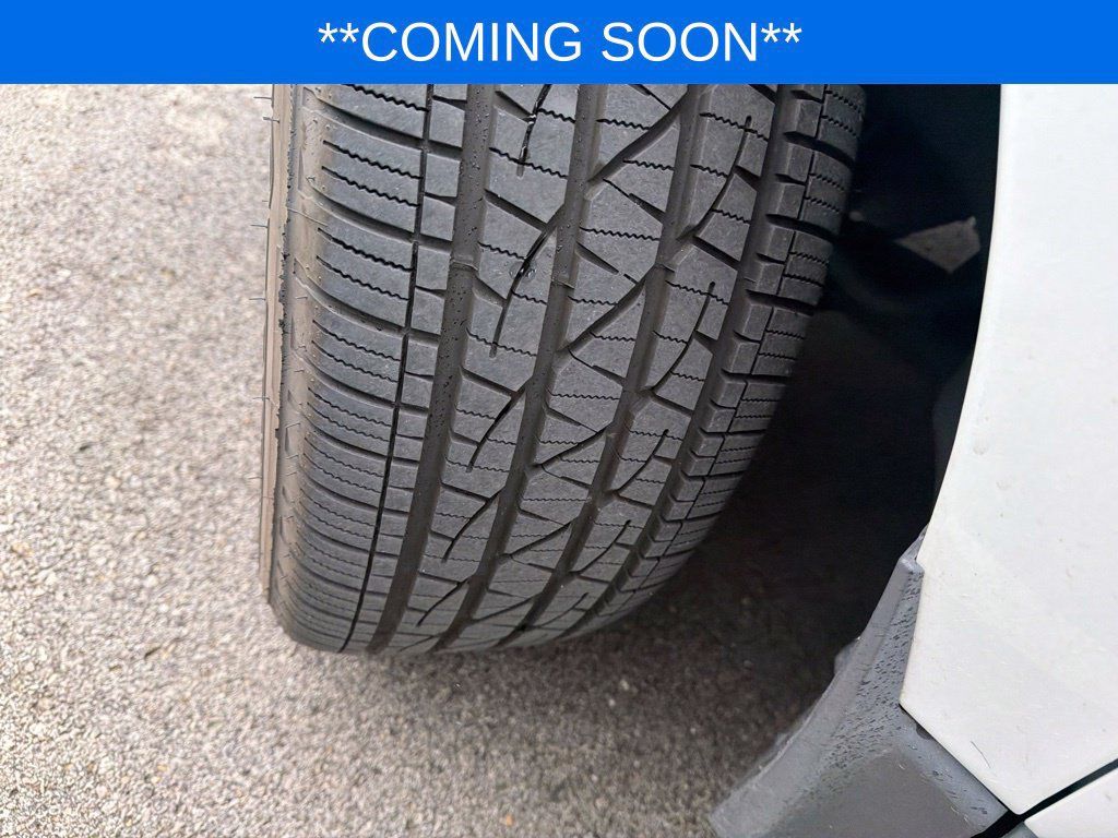 Used 2016 Chevrolet Traverse LT w/ Style and Technology Package AWD/4WD image 9
