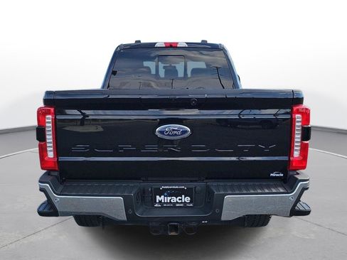 Used 2024 Ford F250 Lariat image 7