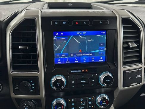 Used 2020 Ford F150 Lariat w/ Equipment Group 502A Luxury AWD/4WD image 22