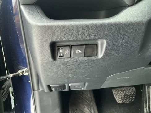 Used 2024 Toyota RAV4 XLE image 19