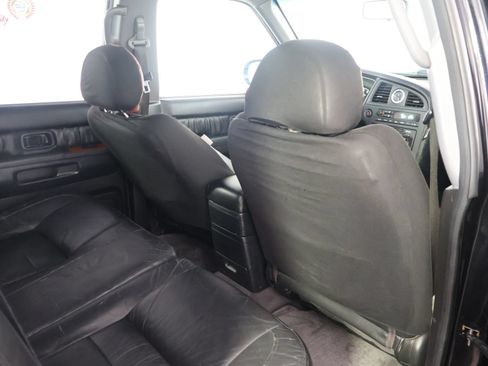 Used 2003 INFINITI QX4 4WD image 45