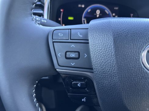 Used 2026 Toyota Camry SE image 21