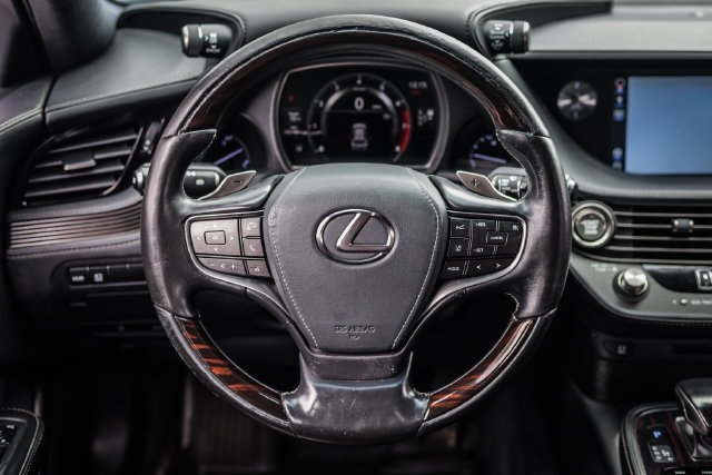 Used 2018 Lexus LS 500 AWD w/ Luxury Package image 32