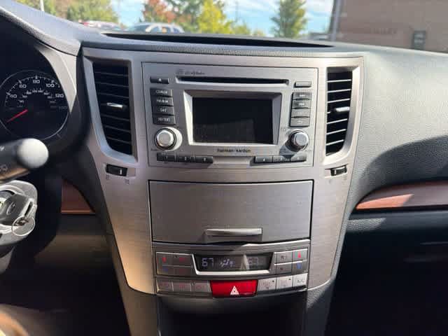Used 2013 Subaru Outback 3.6R Limited w/ Moonroof Pkg AWD/4WD image 33