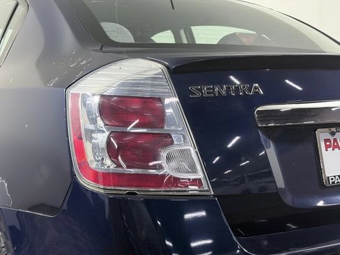 Used 2010 Nissan Sentra 2.0 S FWD image 10
