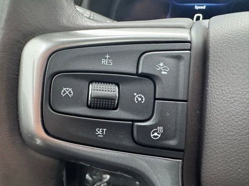 Used 2022 Chevrolet Tahoe Z71 w/ Z71 Off-Road Package image 29