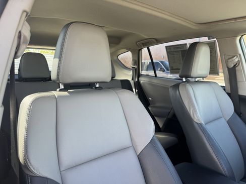 Used 2013 Toyota RAV4 Limited AWD/4WD image 21