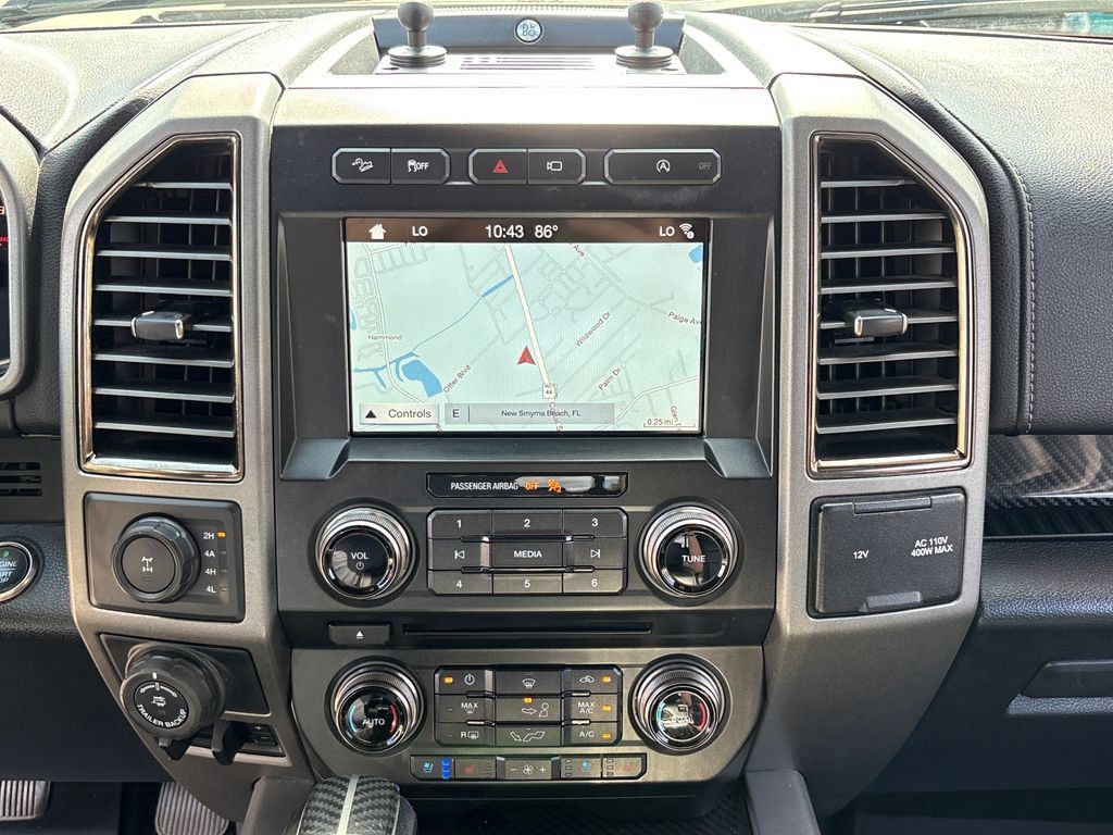 Used 2018 Ford F150 Raptor w/ Equipment Group 802A Luxury AWD/4WD image 25