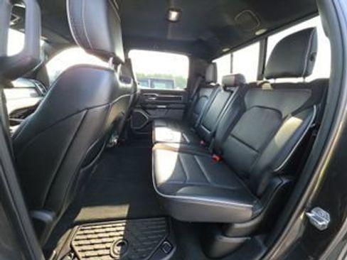 Used 2022 RAM 1500 Laramie AWD/4WD image 14