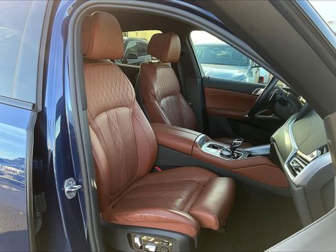Used 2023 BMW X6 xDrive40i w/ M Sport Package image 10