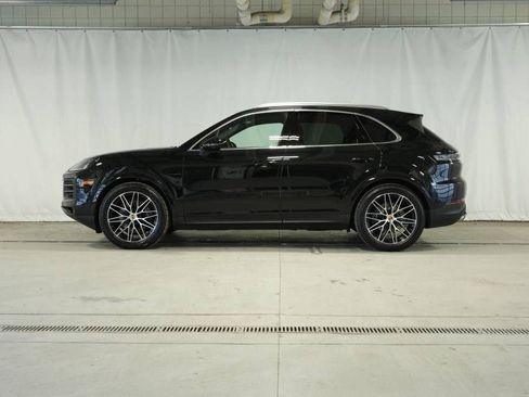 New 2026 Porsche Cayenne AWD/4WD image 2