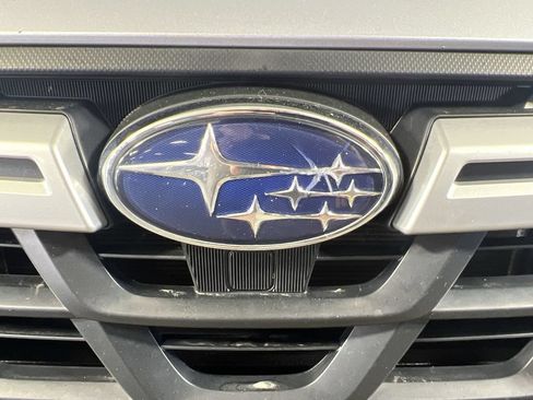 Used 2022 Subaru Crosstrek 2.0i AWD/4WD image 28