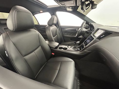 Used 2022 INFINITI Q50 Sensory image 40